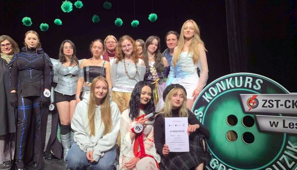 Wyróznienie dla Magdy Jurzec w konkursie "Szmaragdowy Guzik"