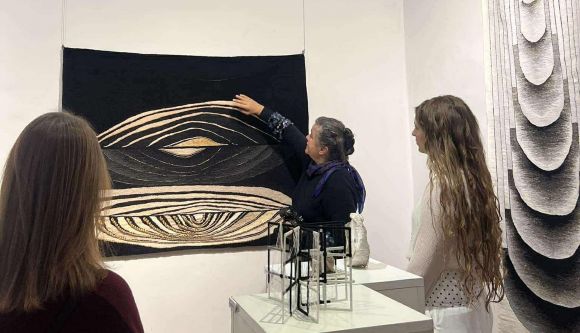 Wystawa tkanin artystycznych w Galerii Sztuki w Nowym Targu