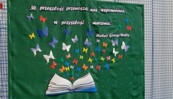 W przeszłość przenoszą nas wspomnienia, a w przyszłość – marzenia